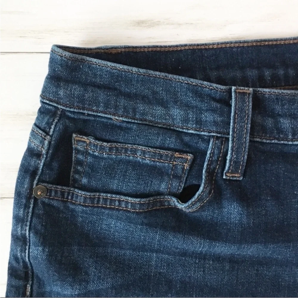 Joe’s Dark Wash Blue Jeans Thea Denim Bermuda Roll Leg Shorts
